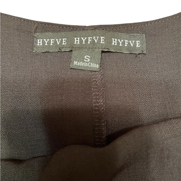 HYFVE Flowy Ruffle Tank Top Size Small - Picture 10 of 11